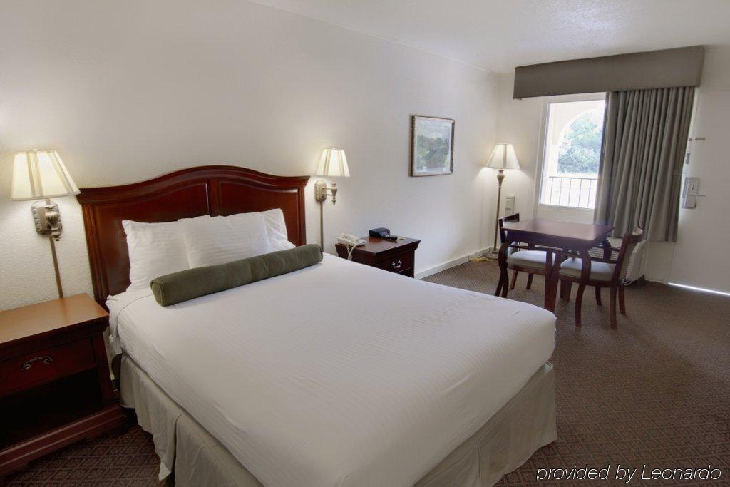 ימאסי Best Western Point South חדר תמונה