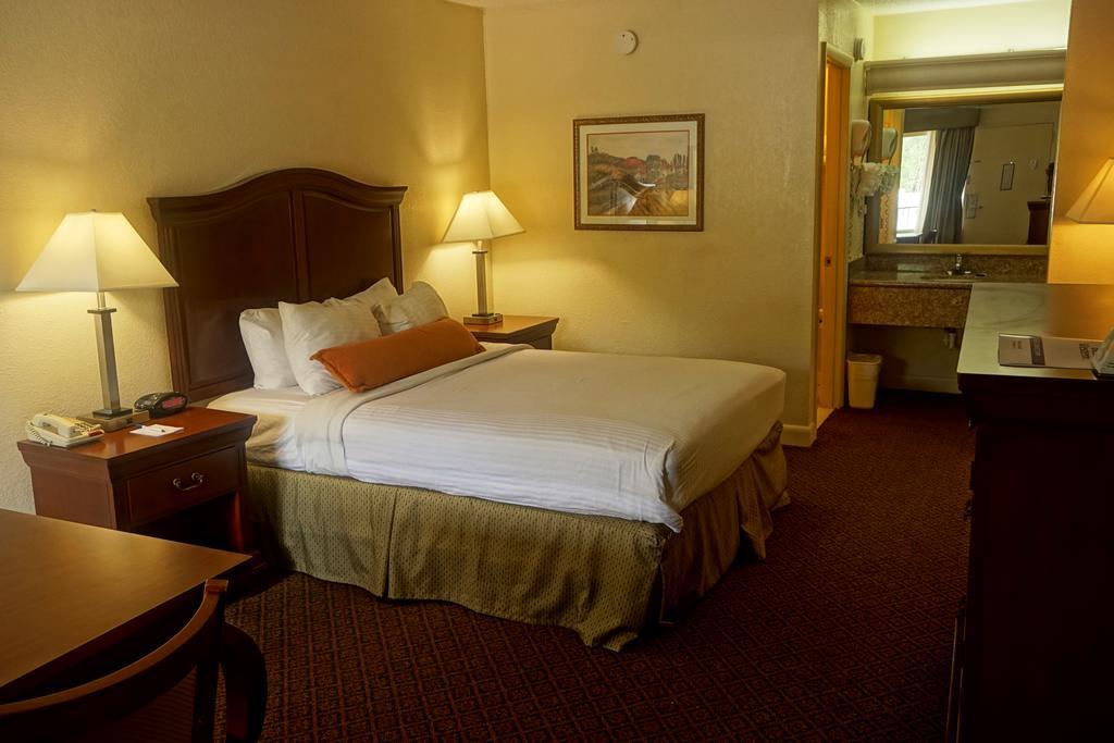 ימאסי Best Western Point South מראה חיצוני תמונה